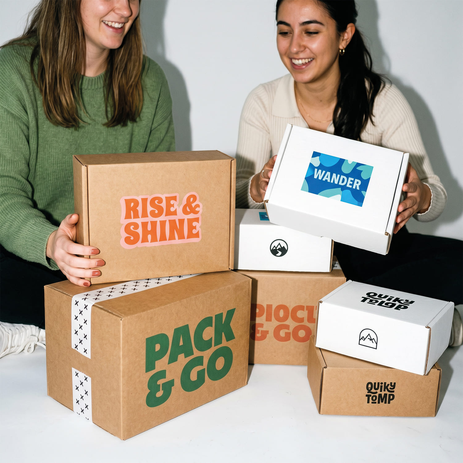 Förpackning Wellpapp med egna mått - Digitaltryck i fullfärg - Enklapack.se